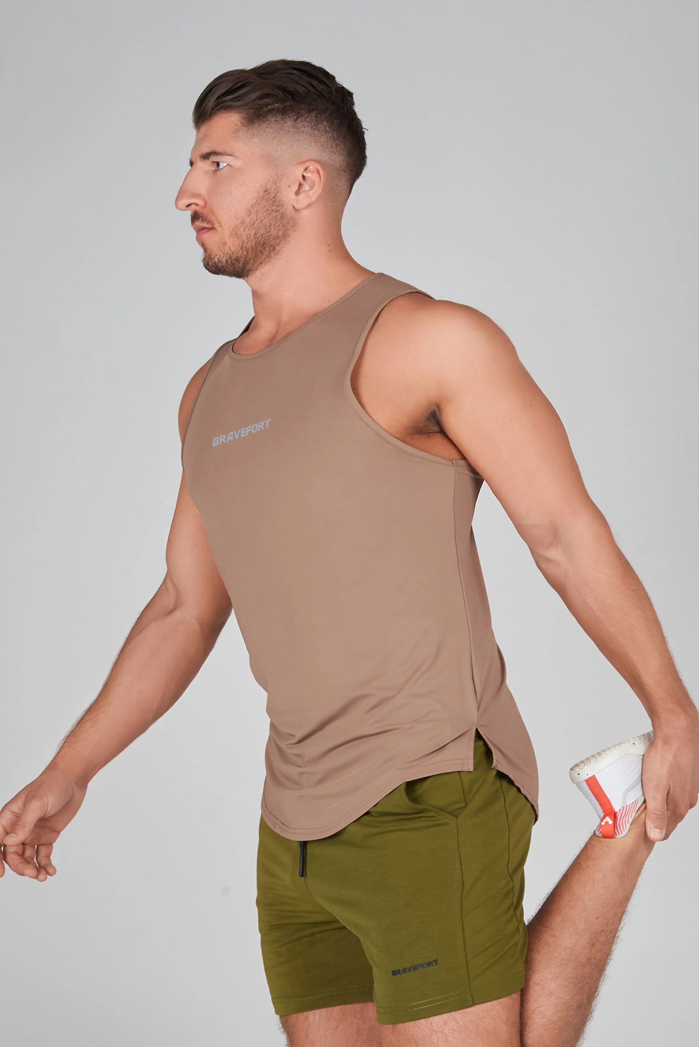 0125. Flex Pro Tank / Pale Brown