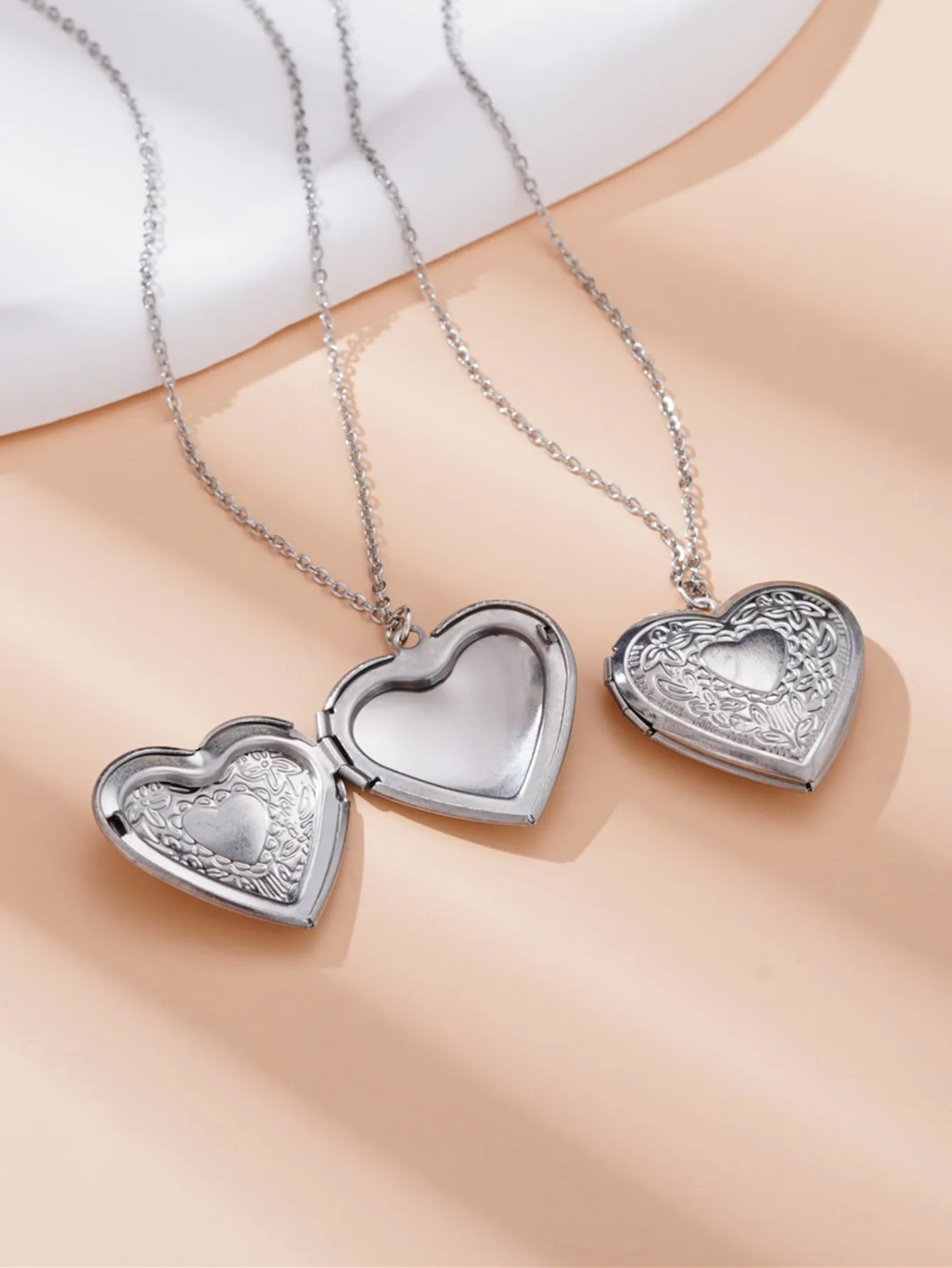 2pcs Heart Pendant Necklace for Couple Matching Necklace for Women Men