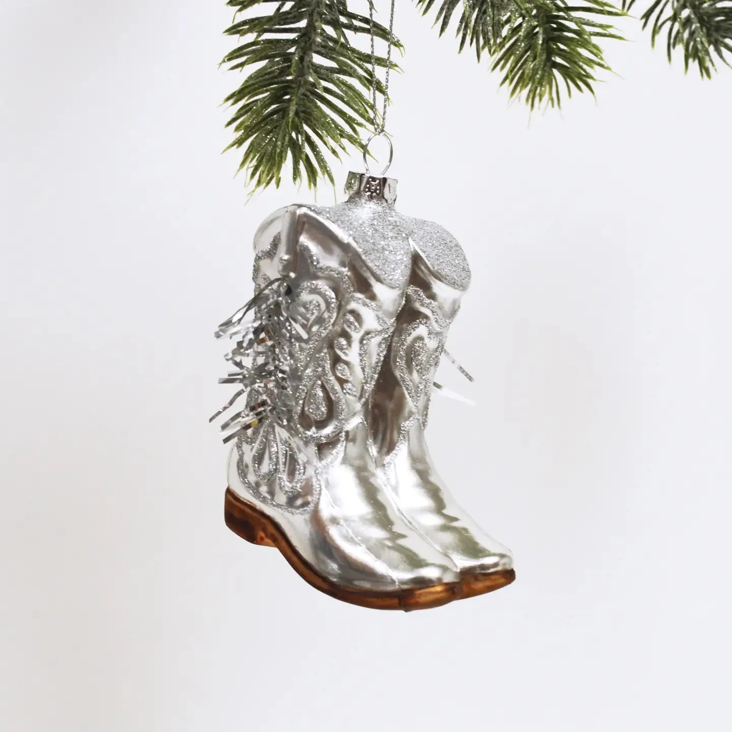 8 Oak Lane - Glass Ornament