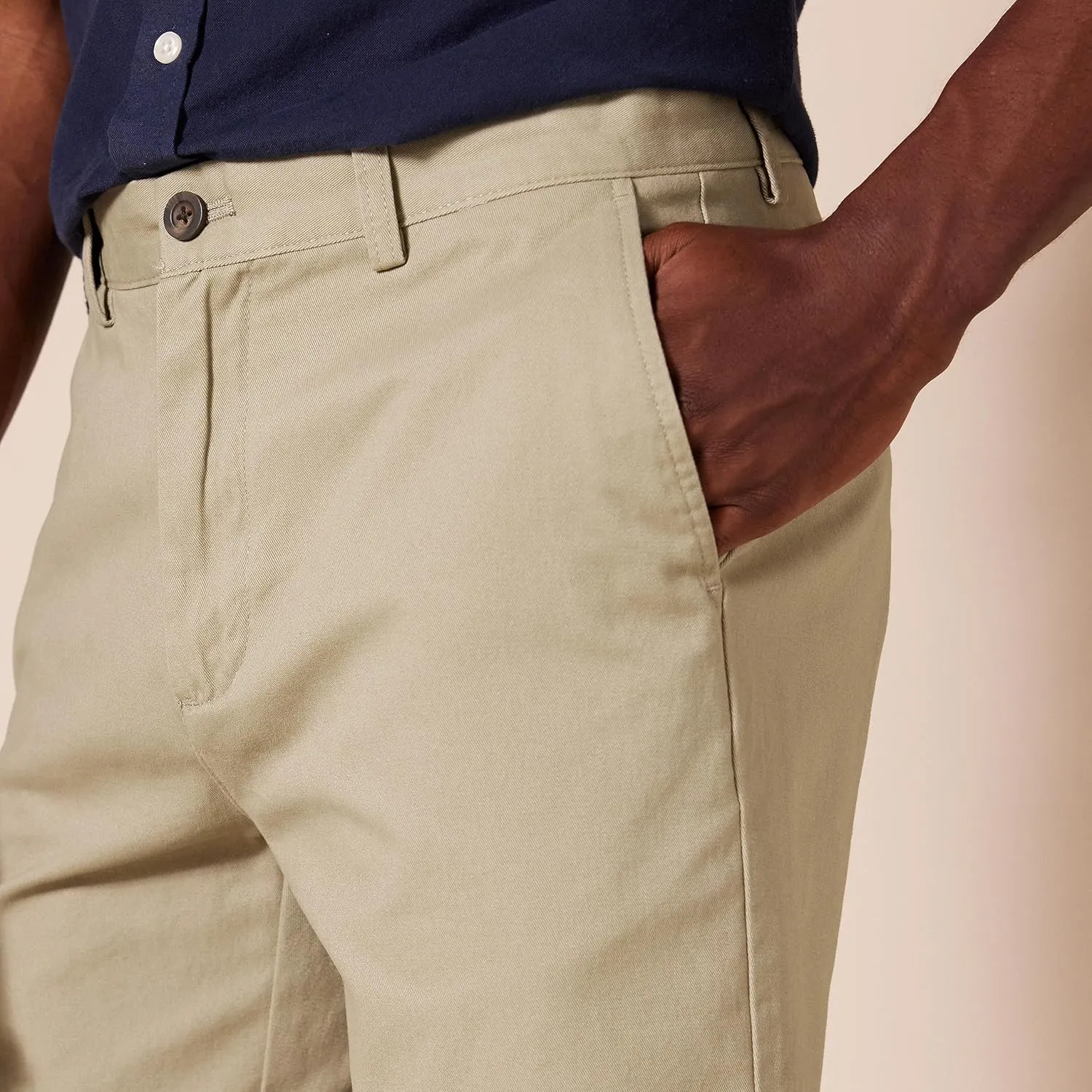 Amazon Essentials Men's Slim-Fit 7" Chino Short