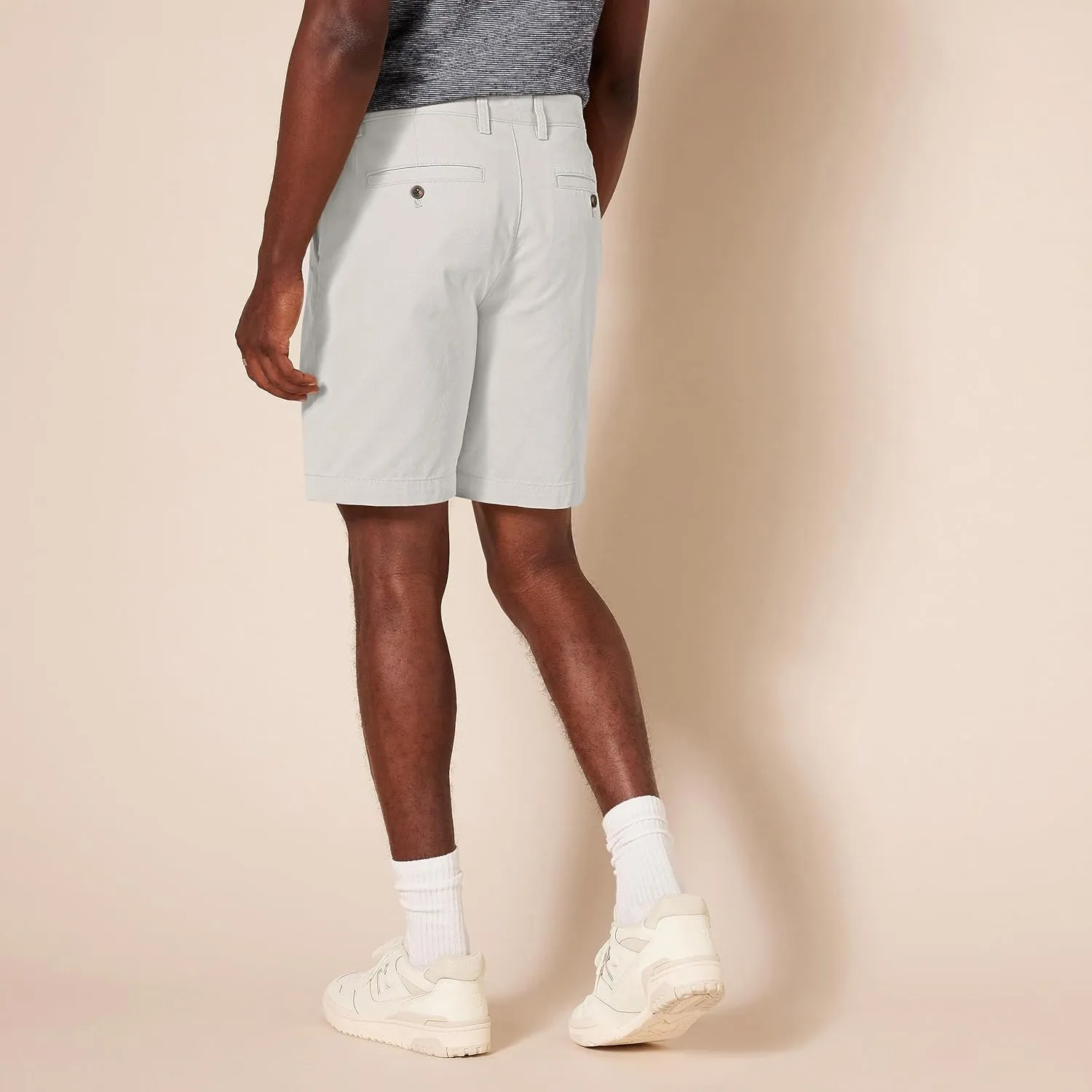 Amazon Essentials Men's Slim-Fit 9" Chino Short