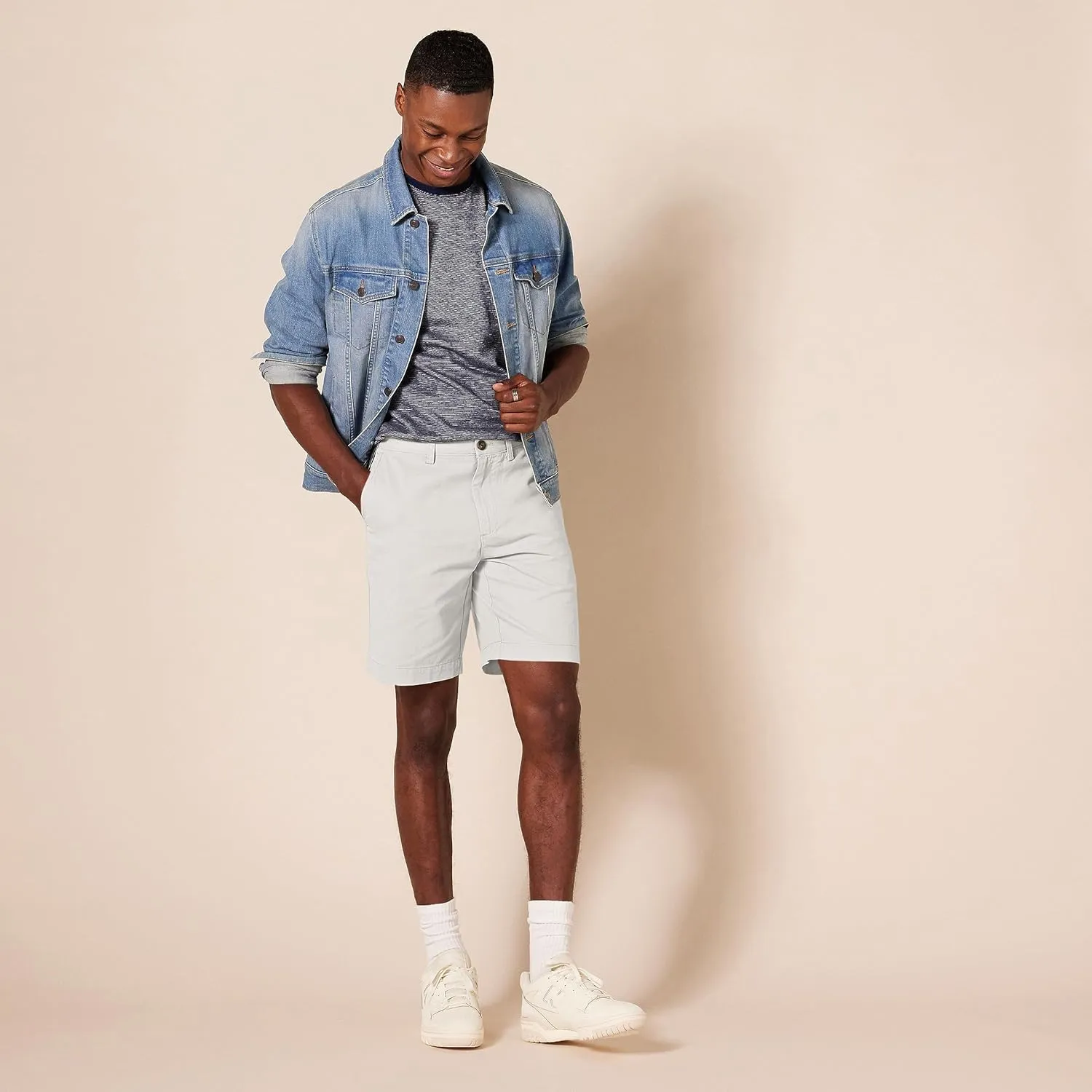 Amazon Essentials Men's Slim-Fit 9" Chino Short