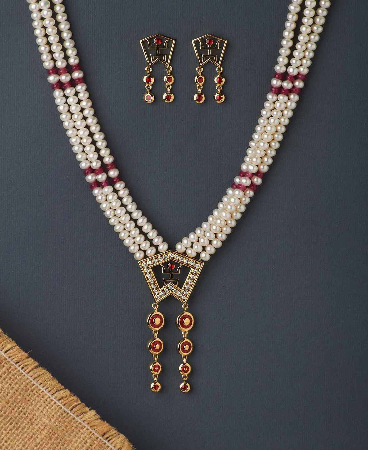 Beautiful Real Pearl Necklace Set