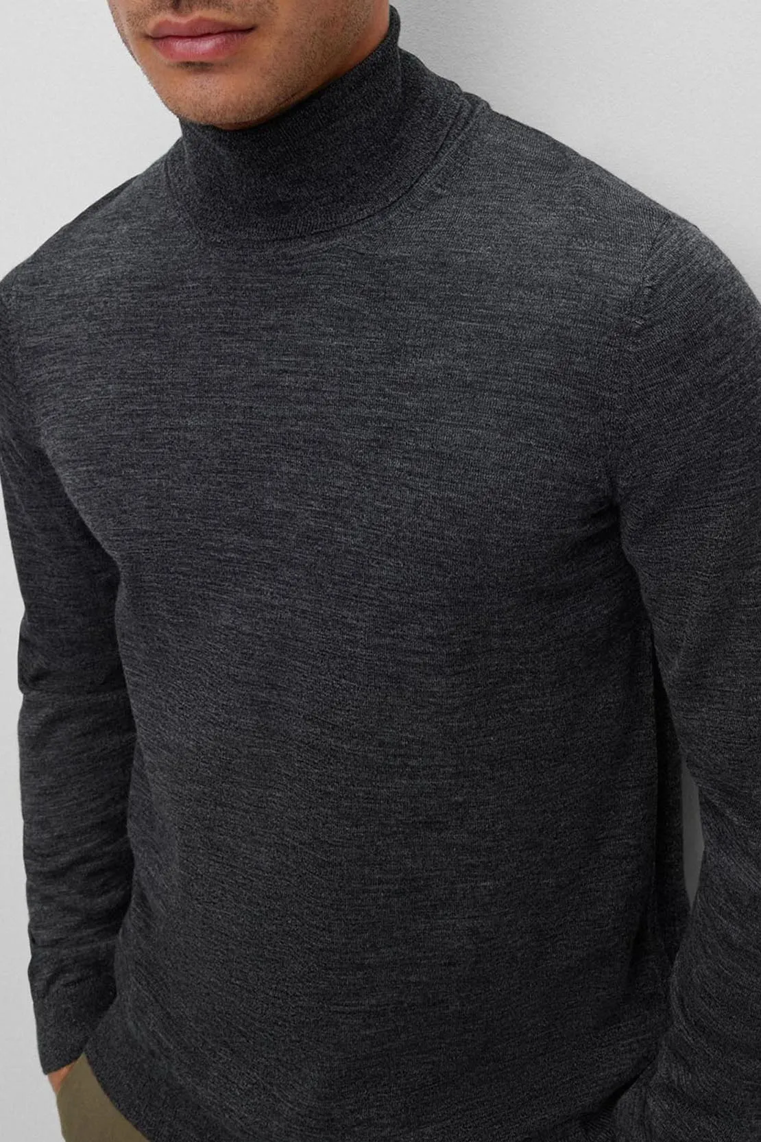 BOSS - MUSSO-P Charcoal Grey Slim-Fit Roll Neck Sweater In Virgin Wool 50468262 002