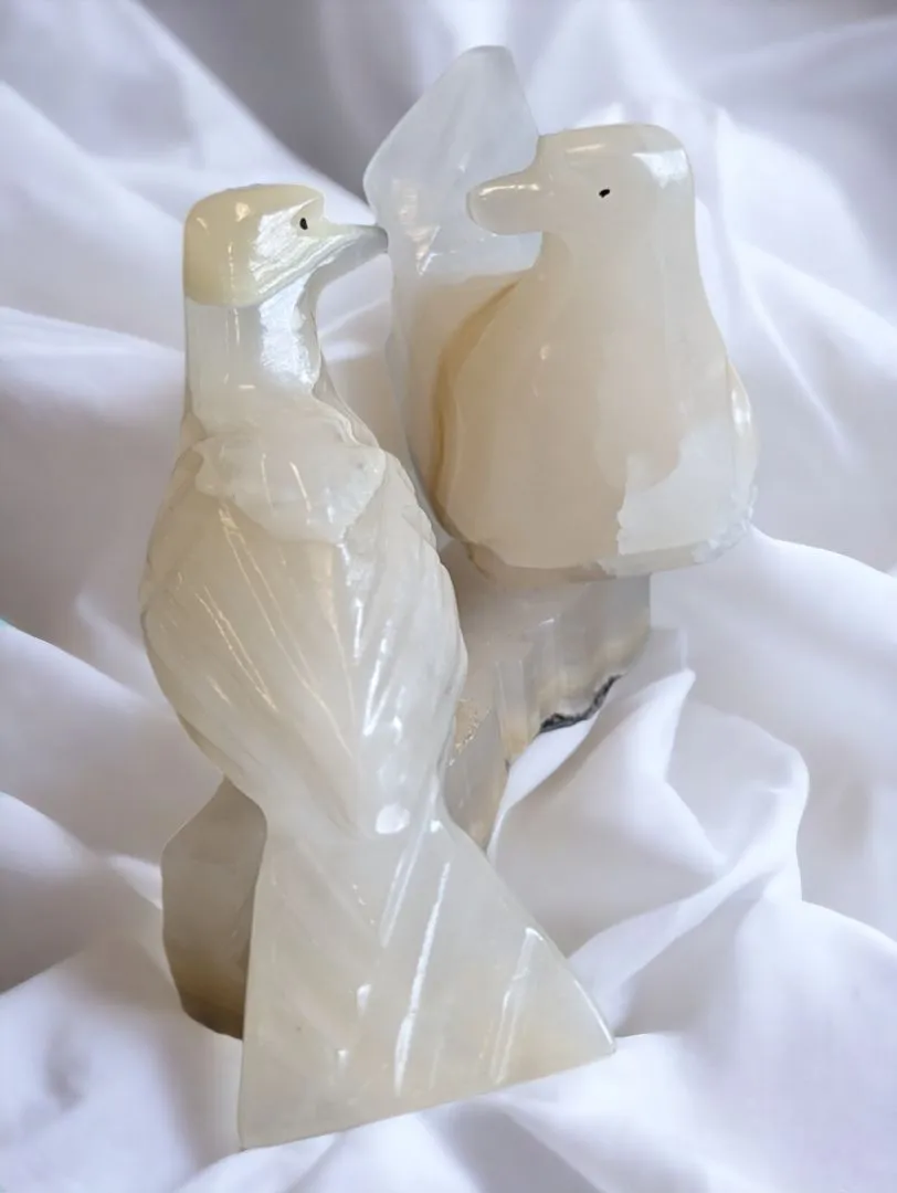 Carved Onyx Marble Love Birds