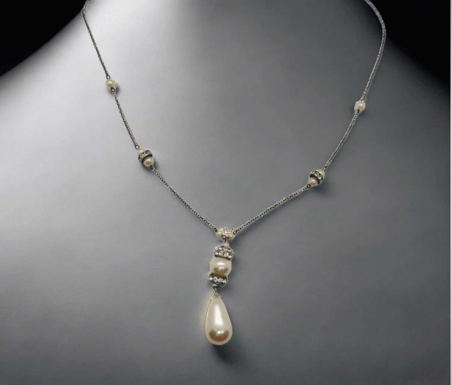 Estate Faux Pearl And Crystal Art Deco Style Drop Necklace