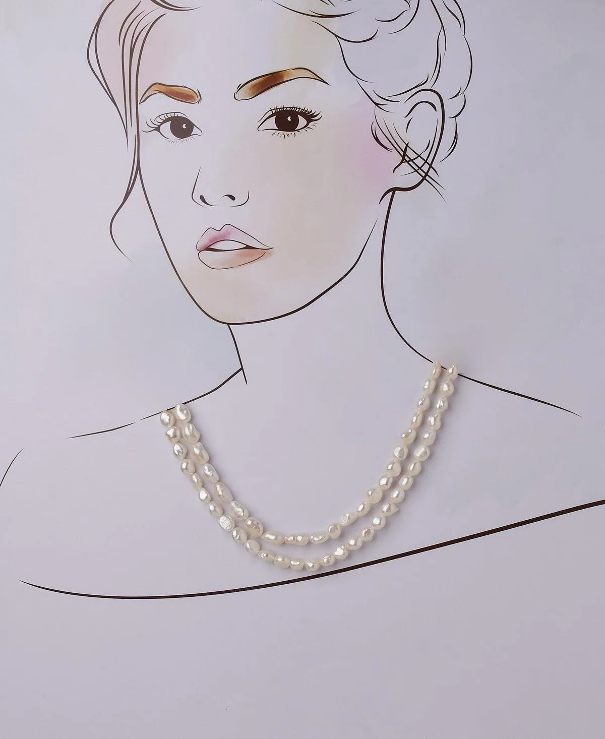 Fashionable baroque Pearl Necklace