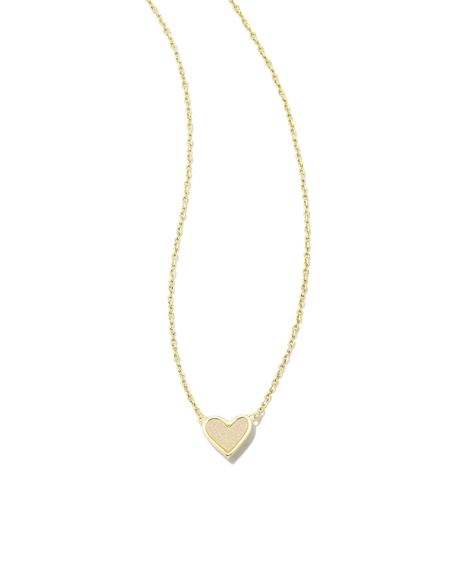Framed Ari Heart Short Pendant Necklace