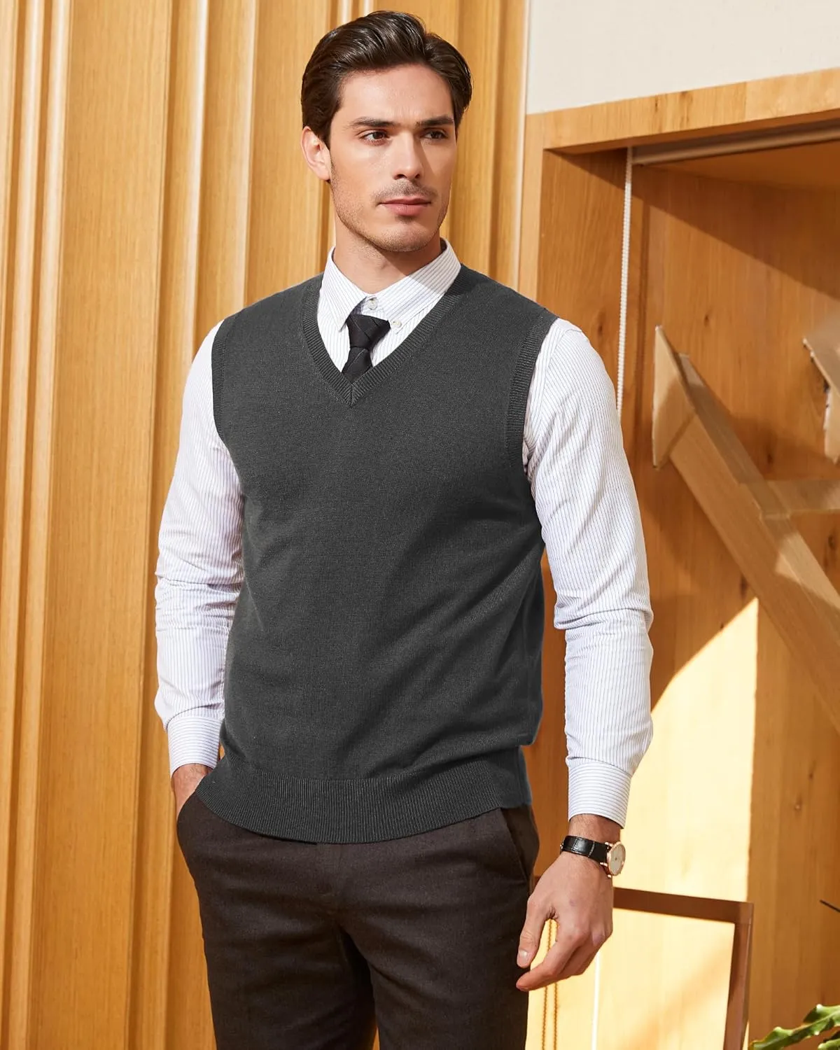 Kallspin Men's Wool Blended Vest Sweater Relaxed Fit V Neck Sleeveless Knitted Pullover