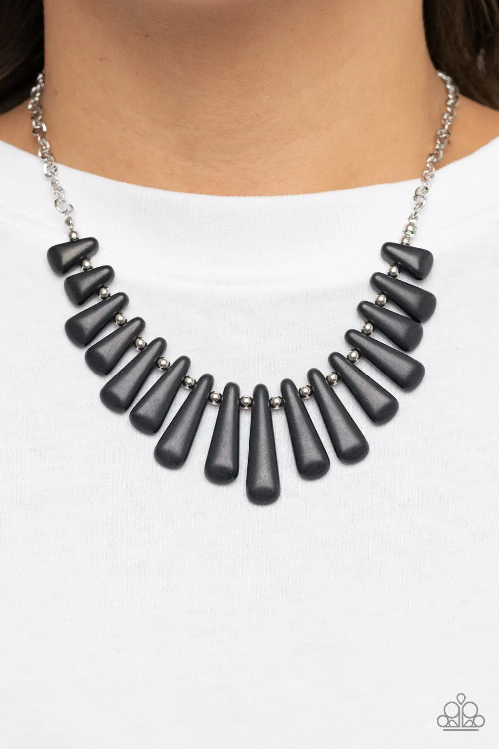 Paparazzi Mojave Empress - Black Stone Necklace