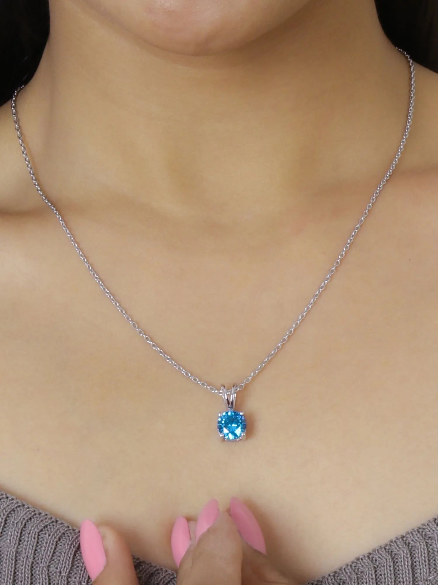 Swiss Blue Solitaire Pendant With Chain