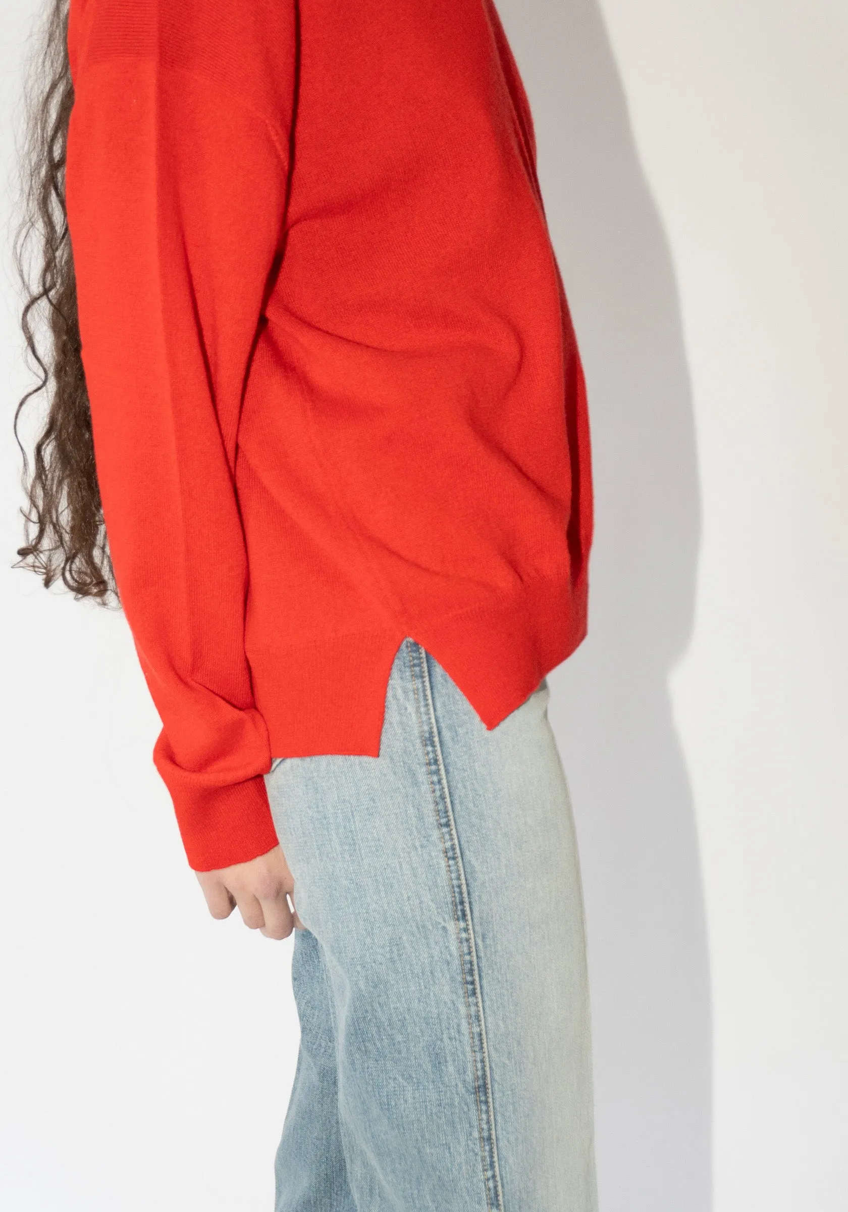 Tahra V Neck Sweater in Poppy Red