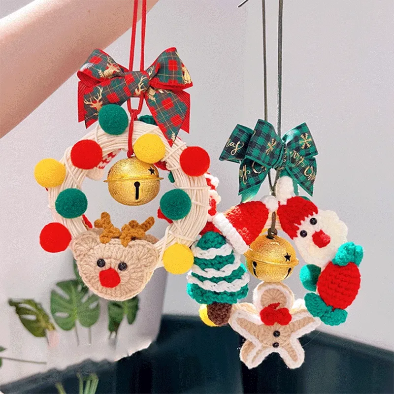 TAPTES® Car Rearview Mirror Christmas Wreath Pendant Decoration for Tesla Model S/3/X/Y/Cybertruck