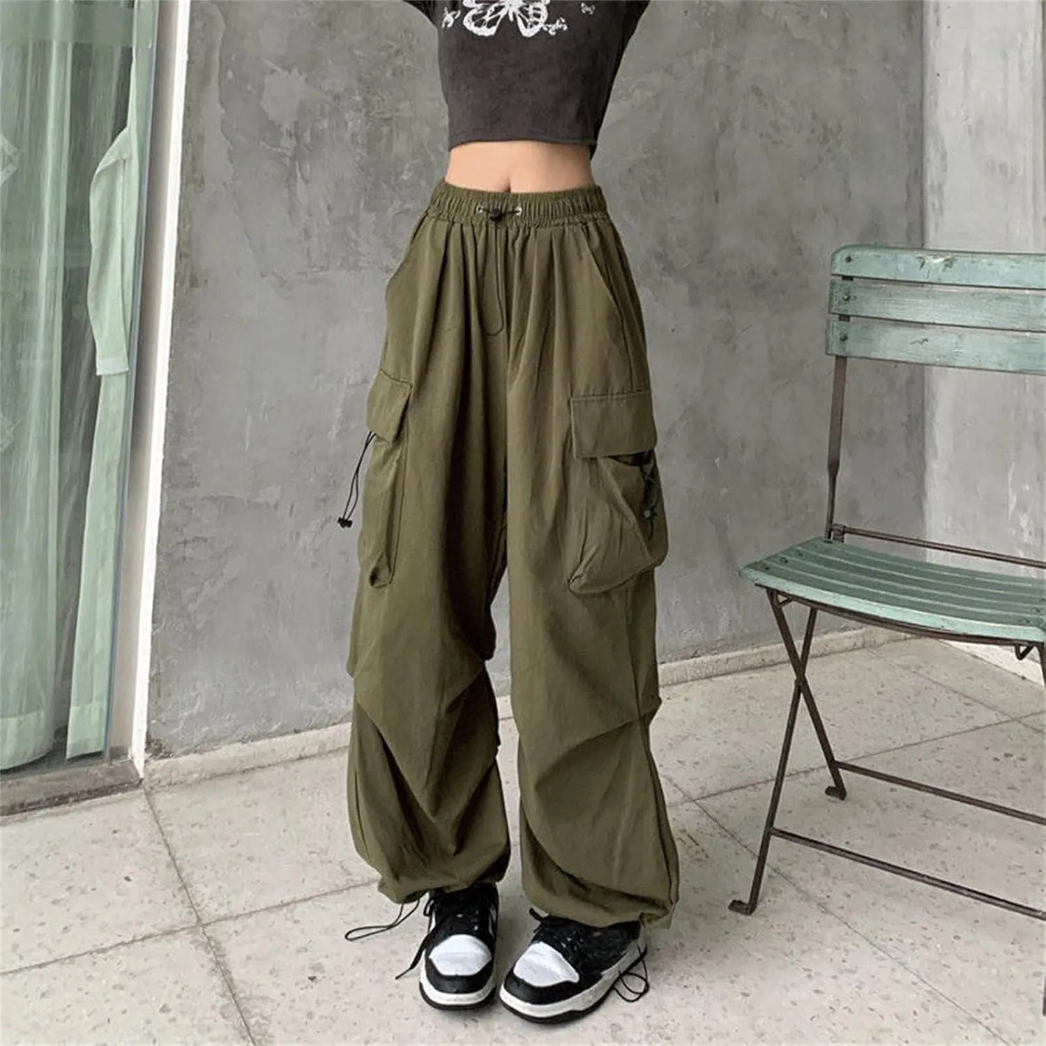 Women Y2K Retro Cargo Pants High Waist Wide Leg Pants Streetwear Punk Mopping Baggy Trousers Hip Hop Parachute Pants